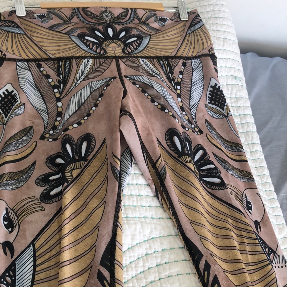 Cool yoga pants